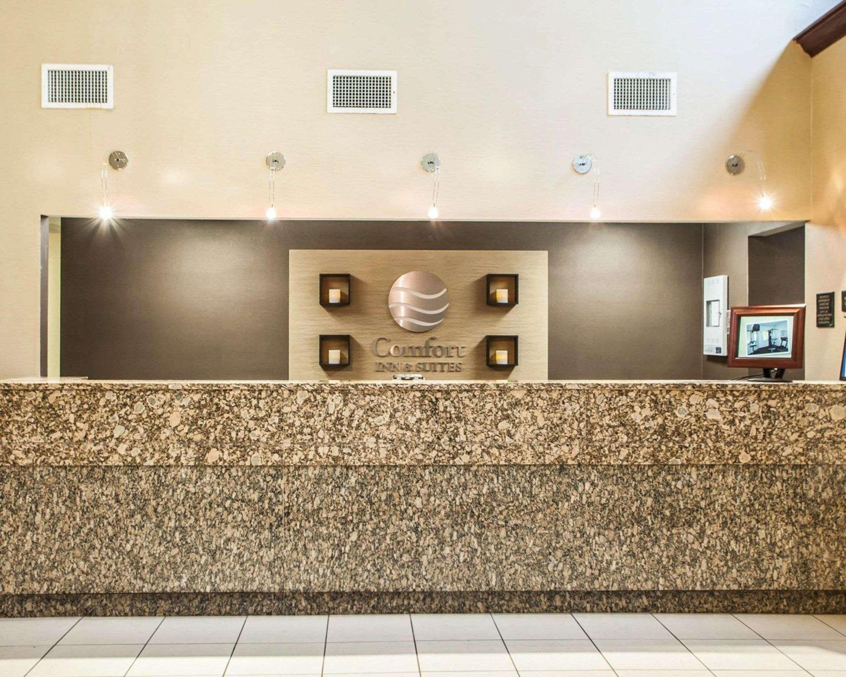 Comfort Inn & Suites St Louis-O'Fallon Exteriör bild